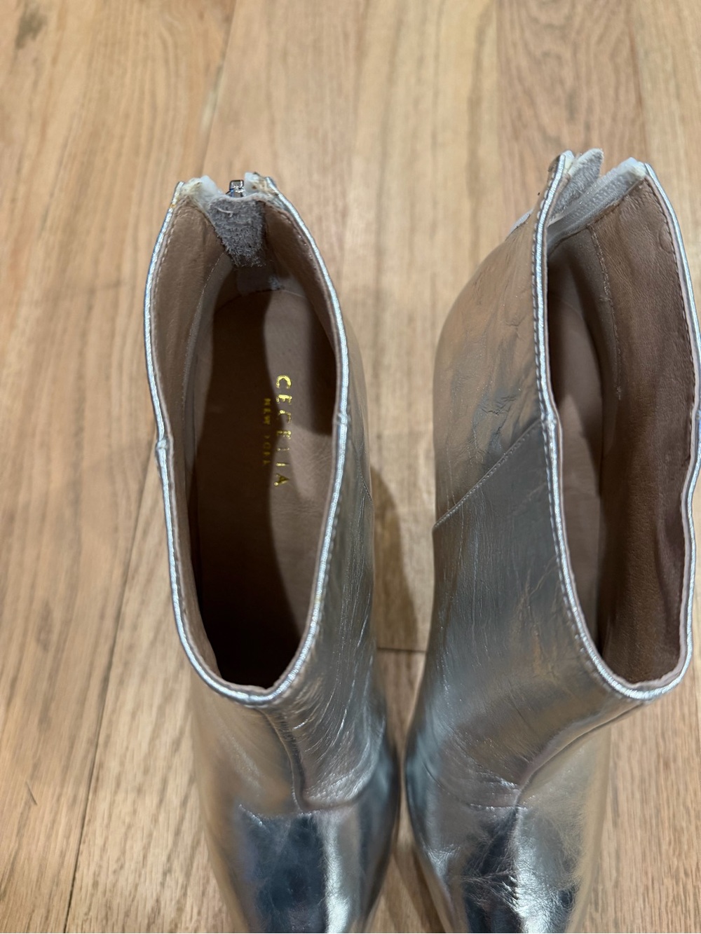 CECILIA EMMIE SILVER/CLEAR BOOTIE SZ 39 - Picture 5 of 7